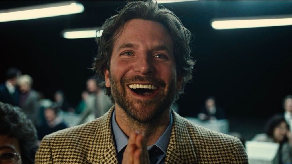 first-look-at-jennifer-lawrence-and-bradley-cooper-in-trailer-for-new-movie-joy
