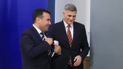 Никой не вярва, че ситуаицята със Северна Македония ще се разреши изведнъж и магически след посещението на Заев