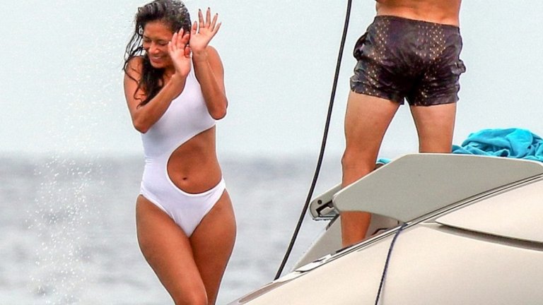 Григор и Никол на почивка в Сен Тропе (снимки)