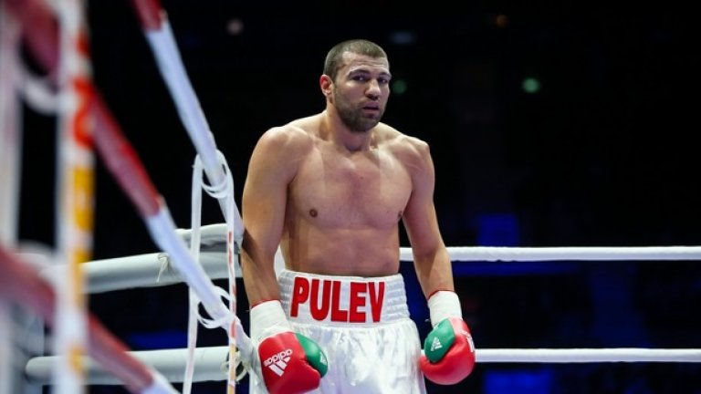 Пулев спечели и втория си мач при професионалистите и в края на април ще се бие в "Арена Армеец"