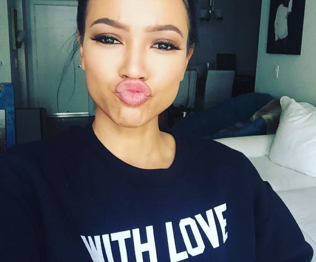 Тран обича селфита има милиони последователи в Instagram 