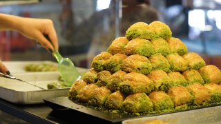 В Газиантеп са ненадминатите ѝ майстори