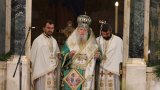 В посланието на патриарха и на Светия синод се обръща внимание на необходимостта от траен мир, смирение и взаимно разбирателство