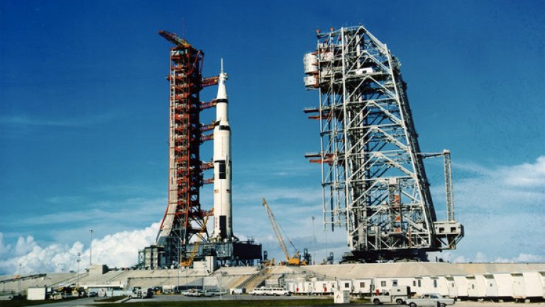 Как излетя Аполо 11