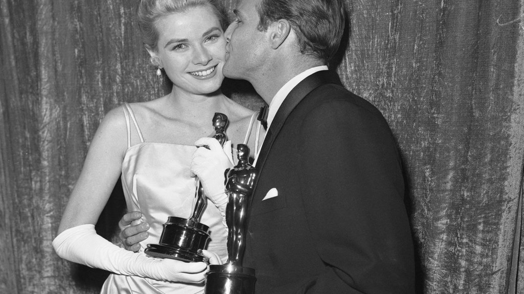 marlon-brando-grace-kelly-oscars-1955