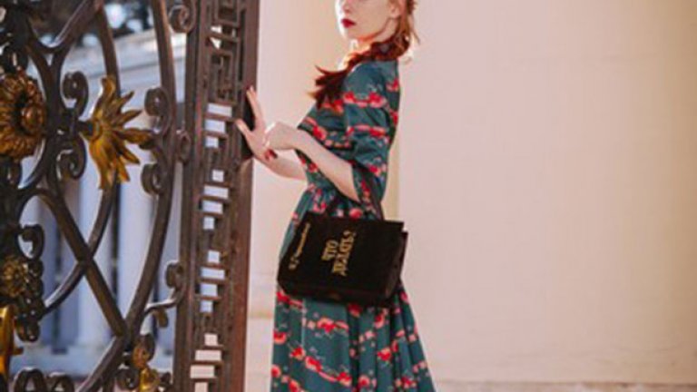 От Анна Чапман и Русия с любов