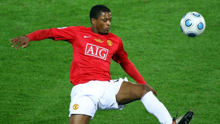 "Не можеш да правиш такива неща. Имам деца!": Когато Патрис Евра накара противник да моли за милост