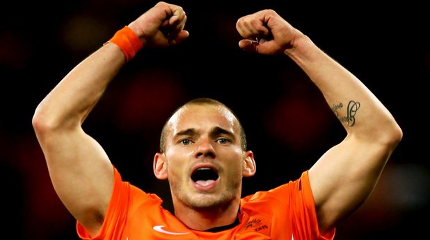 Уесли бе избран за Играч на мача в 6 от 11-те срещи на Холандия на Евро 2008 и Мондиал 2010