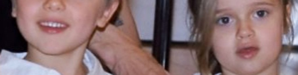 #2 – Нокс и Вивиан Джоли Пит ($67.5 милиона)
Няма нужда да казваме чии деца са тези две сладурчета. След раждането им техни снимки са продадени на People Magazine, а парите са заделени от родителите им за тях. 