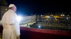 Над 150 хил. души на площад "Свети Петър" във Ватикана чуха призива на папата