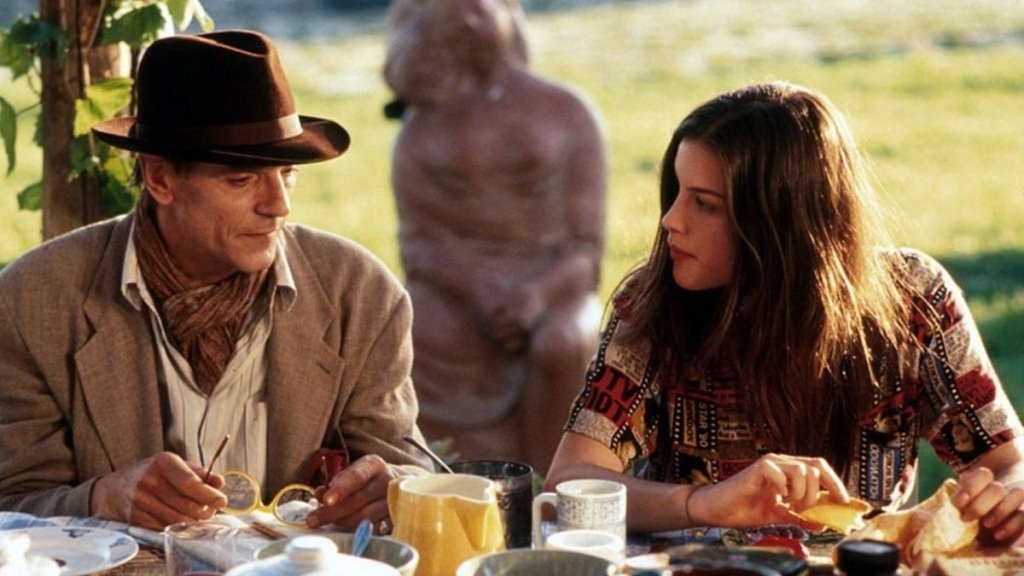 \"Открадната красота\" (The Stealing Beauty, 1996)
С поредния си филм, изобилстващ от еротика, Лив Тейлър прави своя дебют в киното. Историята разказва за 19-годишно момиче, което отива в идилична италианска вила на ваканция с приятели на наскоро