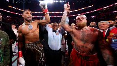 Джошуа приключи Пол за шест рунда (видео)