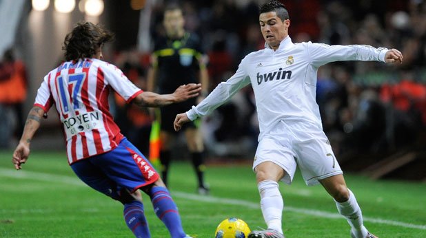 Кристиано Роналдо вкара първия си гол срещу Спортинг (Хихон), а Реал спечели с 3:0