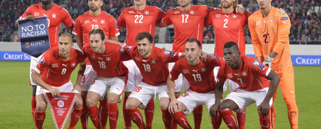 Швейцария – има ли достатъчно талант? 
Един от лидерите на швейцарския отбор в последните години – Гюкан Инлер – премина в Лестър миналото лято, но изигра по-малко от 200 минути през целия сезон – дори не бе взет. Валон Бехрами, друг опитен играч, е в Уотфрод… Въпросът пред Владимир Петкович ще бъде дали играчи като Гранит Джака, Бреел Емболо и Джердан Шакири ще могат да изнесат тежестта на едно такова първенство.