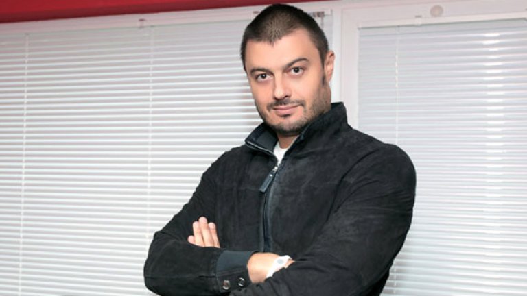 Звездата на Николай Бареков, започнал от пловдивската телевизия "Европа", изгря в Би Ти Ви...