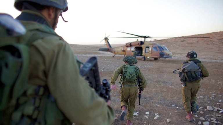 В Близкия Изток демокрацията не идва с американската армия 