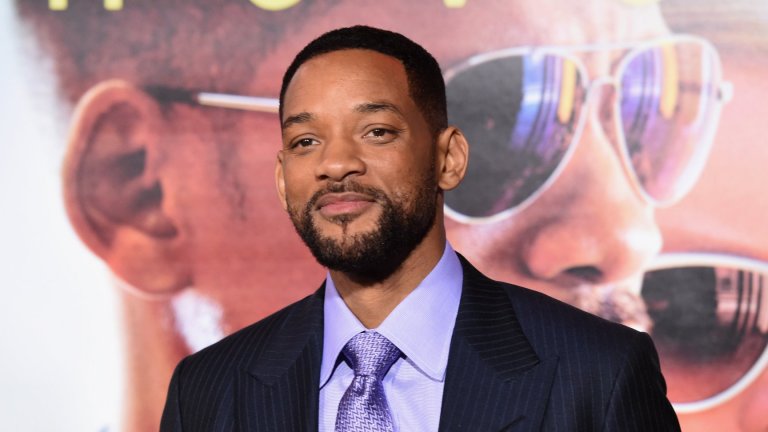 Шест проекта на Смит в момента са на пауза