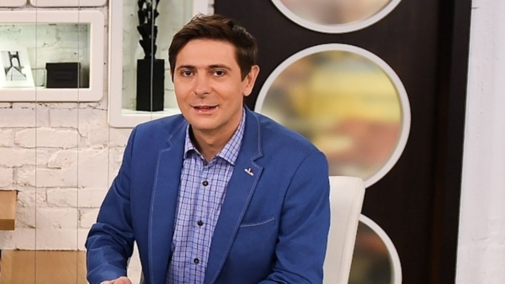 виктор николаев