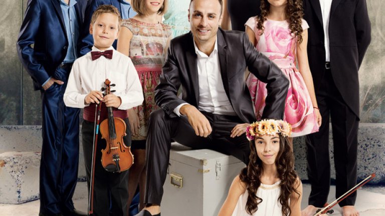 Fibank и фондация „Димитър Бербатов” създадоха благотворителен календар в подкрепа на талантливите деца на България