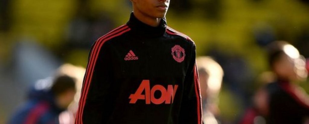 Маркъс Рашфорд порасна
Нападателят на Манчестър Юнайтед, най-младият футболист на Евро 2016, е бил едва на 14 години при последната победа на Англия на голямо първенство.
