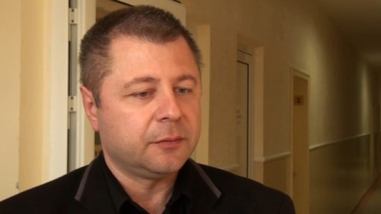 След ареста Янчо Янев е освободен от длъжност.