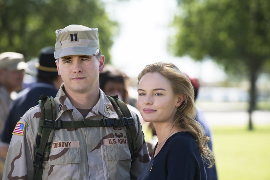 Ep1_TheLongRoadHome_Jason Ritter_Kate Bosworth