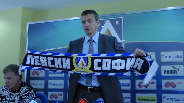 Юли 2013-а. Йоканович на "Герена", представяне като треньор на Левски.