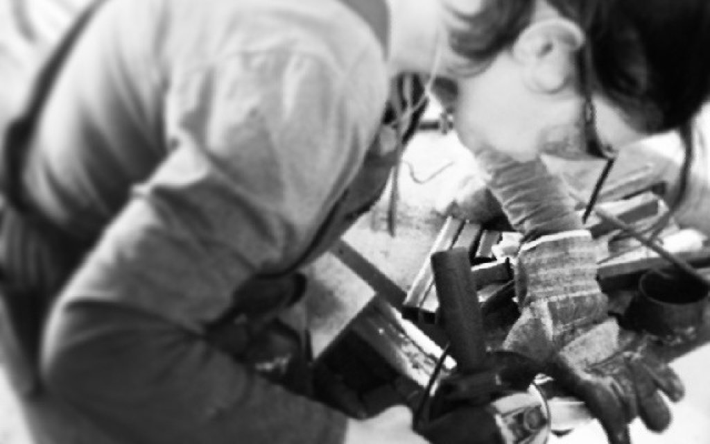 Николета Иванова е член на Световната федерация за медално изкуство от 2014 година
