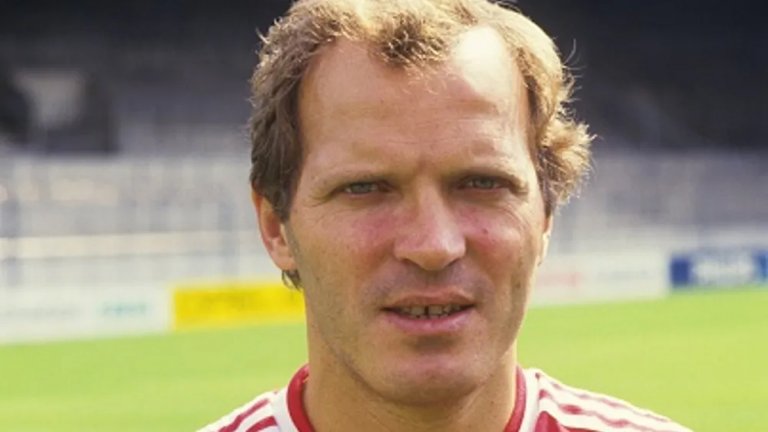 Без Ромарио и Робен: Най-великите 11 на ПСВ в историята