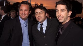 Мат Лебланк
Героите от сериала “Приятели” се превърнаха в толкова култови образи, колкото и самото шоу. Всеки от персонажите има отличителен характер и реплики, които няма как да се сбъркат, но за част от състава този имидж се оказа проблем. Така например Мат Лебланк не успя да излезе от сянката на Джоуи и дори побелял и понапълнял, зрителите все още го свързват с глуповатия, но сексапилен персонаж, който играеше 10 години в “Приятели”.