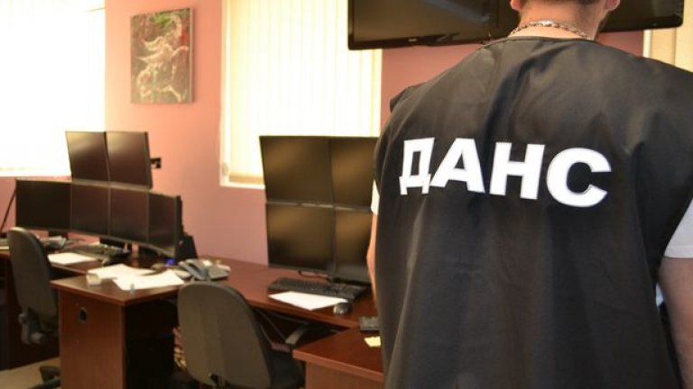 ГДБОП и ДАНС са провели обиски в офиси в Министерство на транспорта