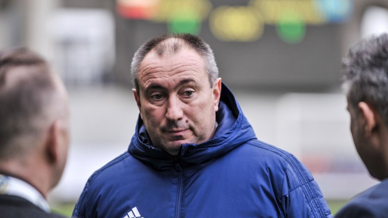 Стоилов: Ако трябва, ще отложим цялото първенство, за да влезем в групите