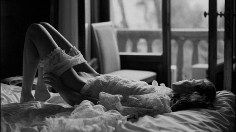 Черно-бяла голота (18+)