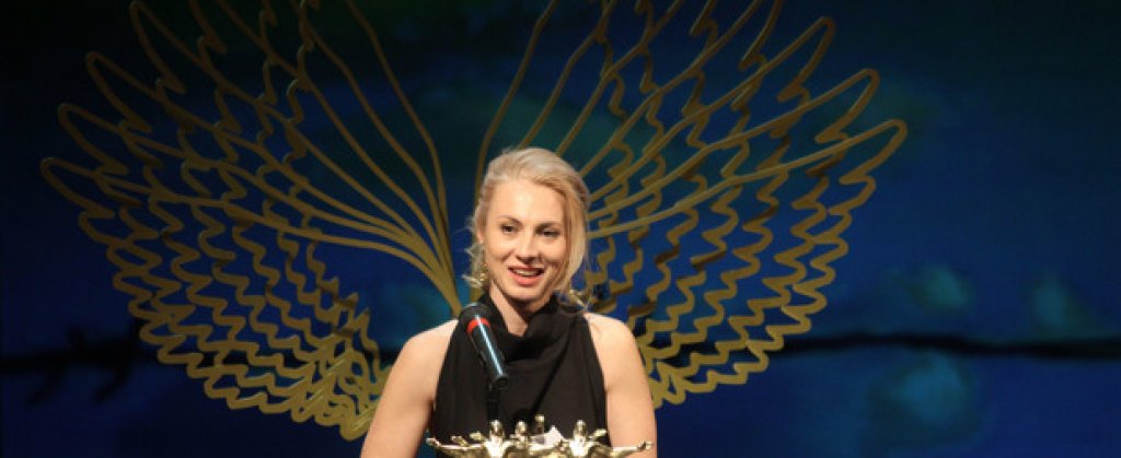 Анастасия Лютова беше наградена за водеща женска роля с Икар 2016