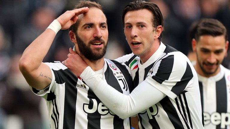 Юве размаза Сасуоло и отново се качи на върха, Игуаин с хеттрик за едно полувреме