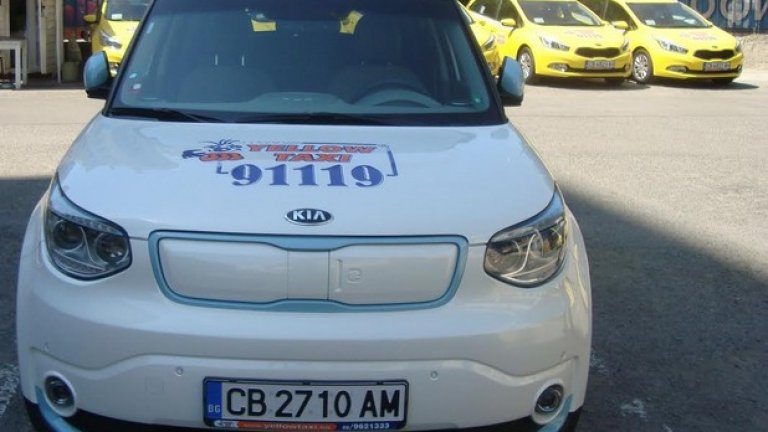Първото електрическо такси тръгна в София