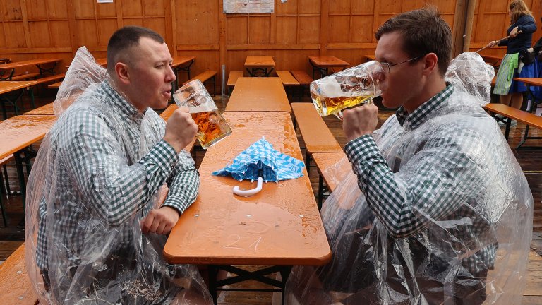 Студеното време не спря желаещите