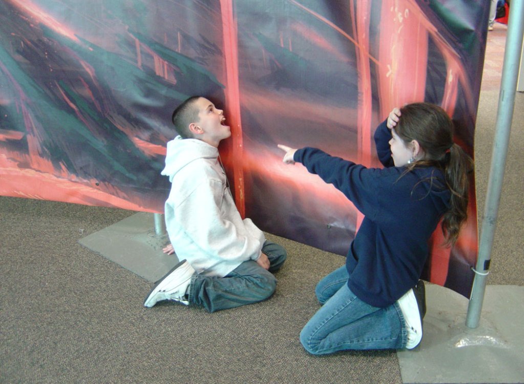 Star_Wars_Celebration_III_-_Don't_drink_the_lava,_kids_(4878260749)