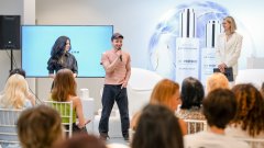 Institut Esthederm събра изкуство, наука и експерти в разговор за жената във времето