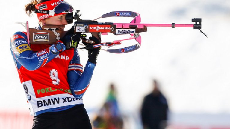 Вероника Виткова – родена в скиорско семейство, Виткова се прехвърля от ски-бягането в биатлона на 10-годишна възраст.