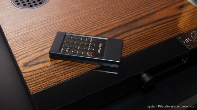 От самото начало Звукомир държи творенията му да са изработени във възможно най-голяма степен в България, необходимите му компоненти да са от български вносители, а произведените детайли да са реализирани с локални фирми – макар че покрай аудио техниката има познанства на много места по света