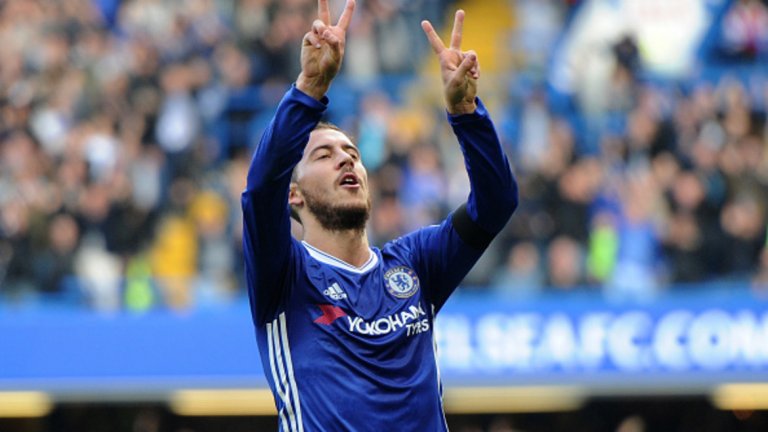 1. Еден Азар
Белгиецът е способен да играе като фалшива 9-ка. Партньорството му с Вилиан и Педро в предни позиции става все по-добро, а със силните уинг-бекове Челси все още е труден за неутрализиране във Висшата лига. Лондончани показаха, че и без Коща се справят перфектно при победата с 3:0 над шампиона Лестър