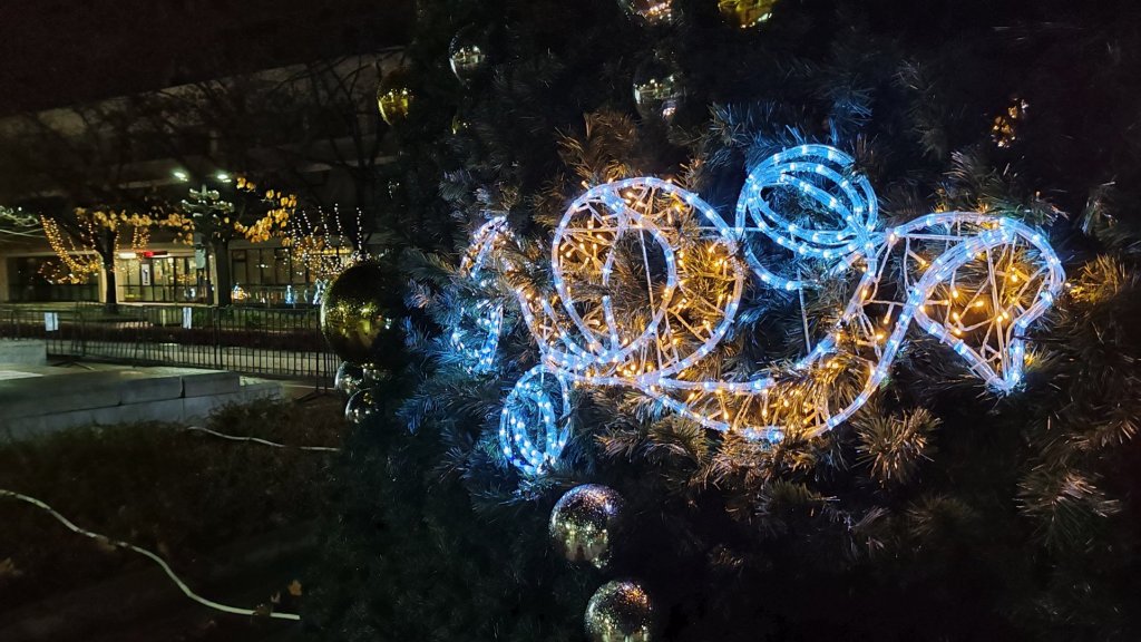 Коледната магия на… Благоевград