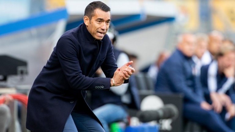 Джовани ван Бронкхорст
Ван Бронкхорст приключи кариерата си там, откъдето тръгна – във Фейенорд, и остана след това. Започна като помощник, води тима до 21 г., а през май 2015-а застана начело и на мъжкия отбор. През 2017-а донесе първа титла на тима от 18 години насам, но през този сезон изостава на цели седем точки от лидера ПСВ след първите осем кръга.