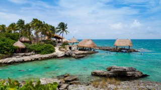 Маите, динозаврите, храната и още много причини да идем в Юкатан