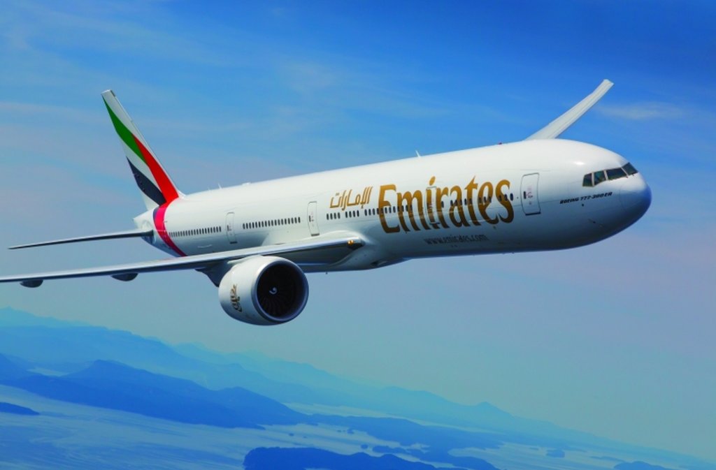 Emirates_airplain