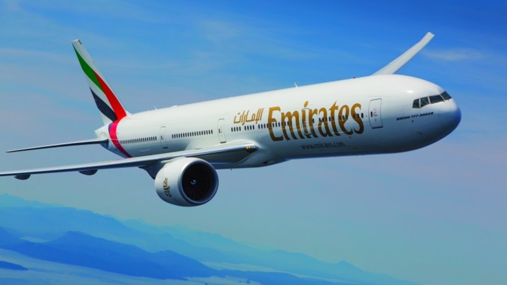 Emirates_airplain