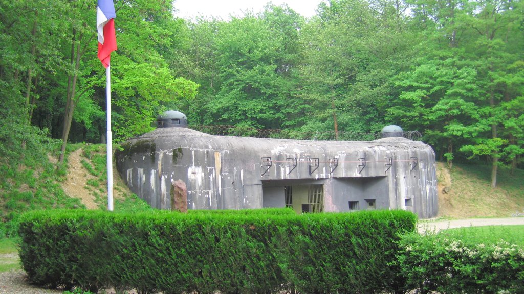 Maginot_line_1