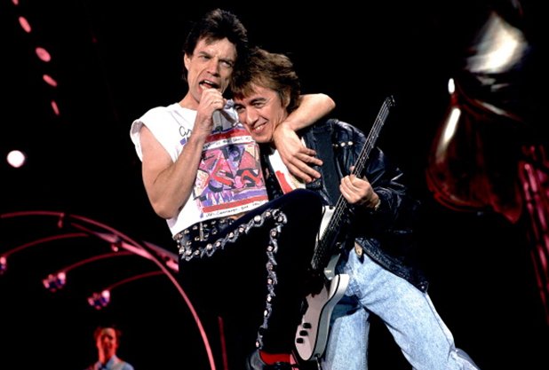 Снимка от концерт по време на турне в края на 1989 година.