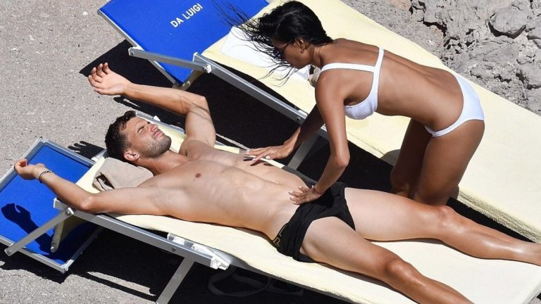 Григор и Никол откриха рая в Капри (галерия)